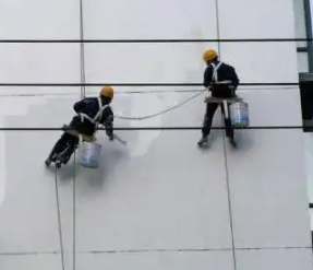 建筑工地外墻粉刷防墜器的應(yīng)用